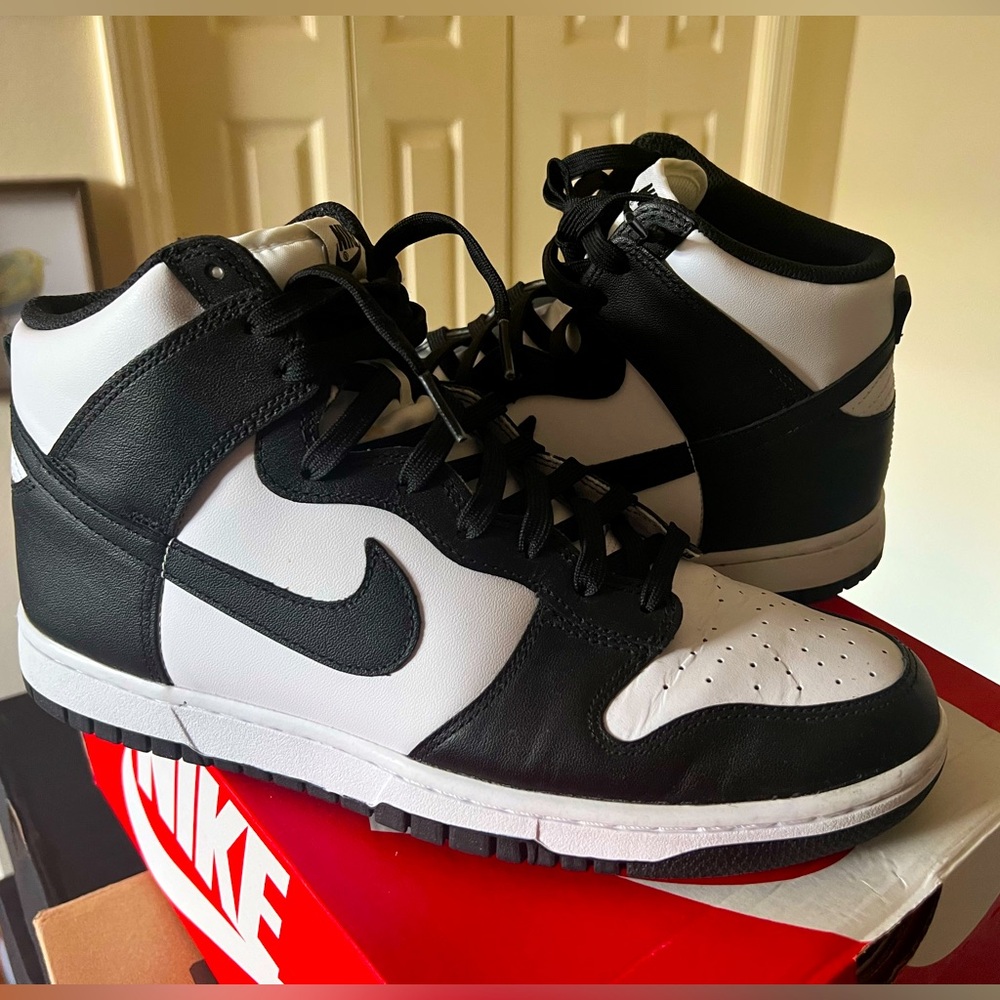 Perfect Panda Nike Dunk mens size 11.5